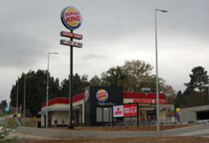 Burger King cria 17 novos postos de trabalho
