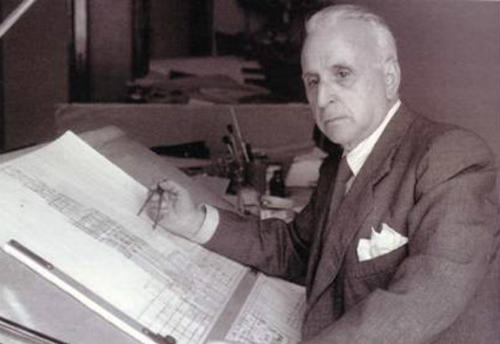 Guía sobre Antonio Palacios na Biblioteca Municipal do Porriño