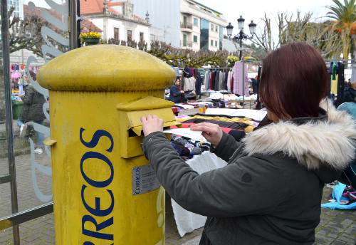 Salceda reclama solución para o servizo de Correos