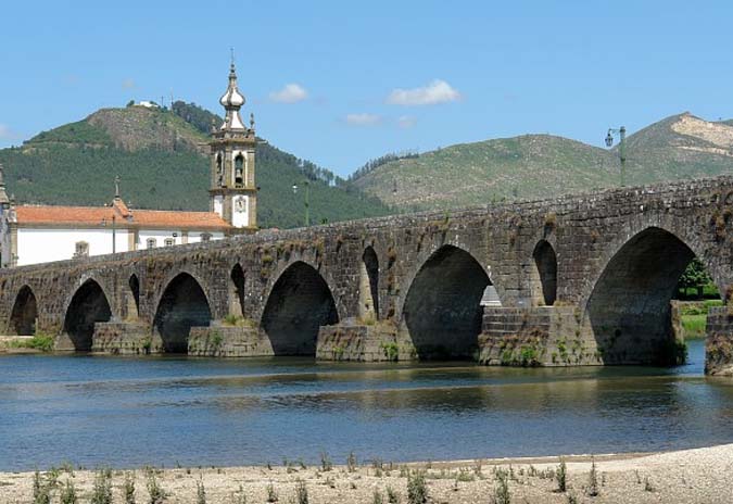 “Arte na Rua” Exposição na Torre da Cadeia Velha – Ponte de Lima