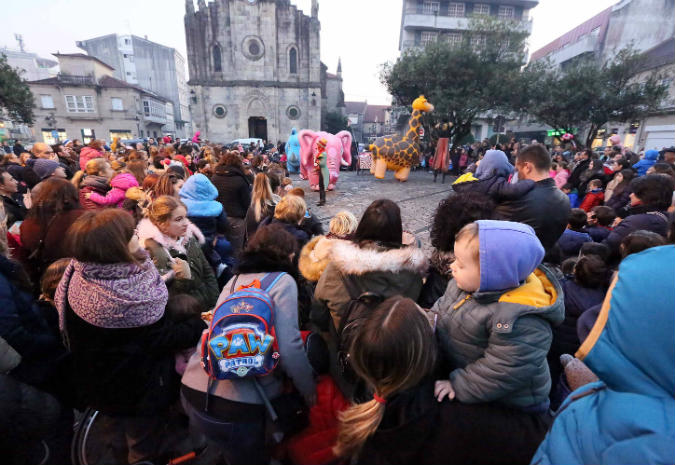 Ponteareas recibe cinco propostas para modernizar a Praza de Bugallal