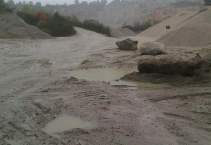 Deputadas de EU visitan a zona da vertedura de lindano en Ponteareas