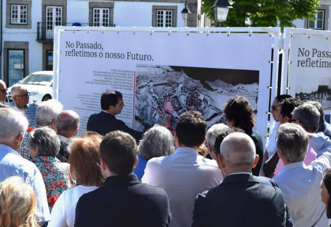 Monçao mostrou o futuro do centro histórico em seis painéis localizados na Praça Deu-la-Deu