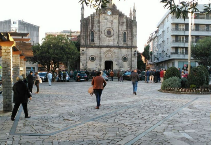 A peonalización da Praza de Bugallal agravará o problema de aparcadoiro no centro de Ponteareas