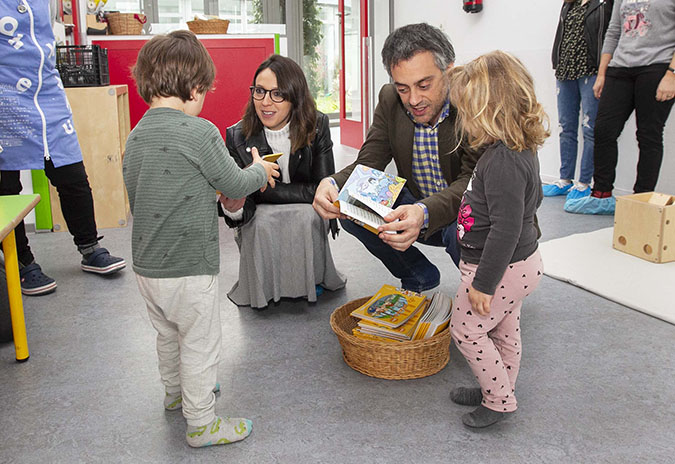 Visita do alcalde á escola infantil municipal