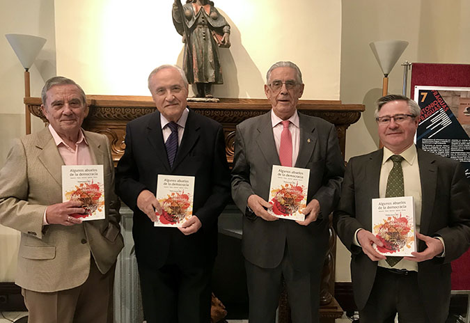 “Algunos abuelos de la democracia”, presentouse esta tarde na Delegación da Xunta e en Madrid/Casa de Galicia