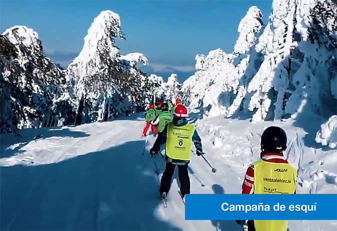 A Deputación da Coruña leva a cincocentos nenos e nenas a practicar esquí en Manzaneda