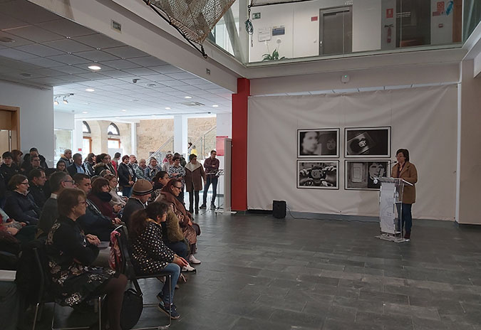 Un recital de poemas para conmemorar o Día de Rosalía na Guarda