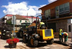 Comezan as obras de Gas Natural e fibra óptica de R nas rúas da vila