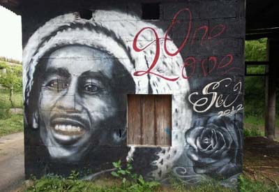 Salceda habilitará espazos públicos controlados para graffitis