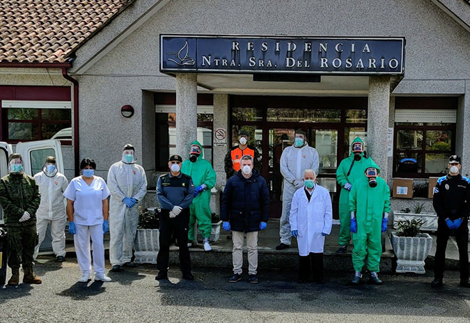 Os equipos de descontaminación do exército de terra despréganse de novo na Cañiza