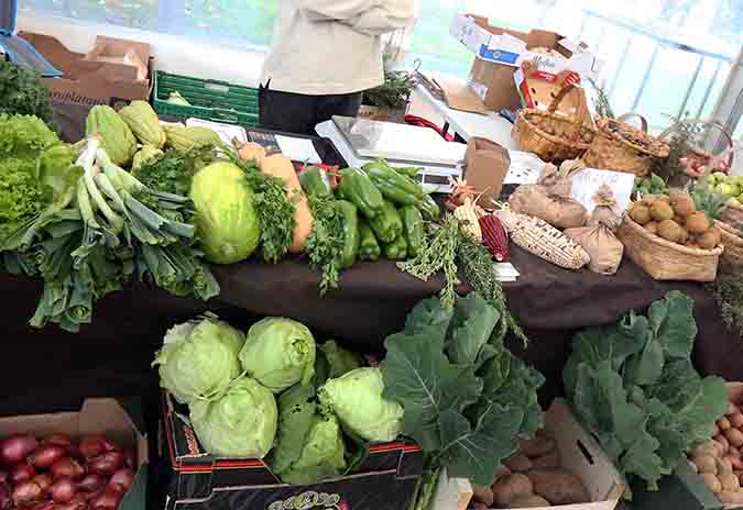 Este sábado en Ponteareas haberá postos ambulantes de venda de produtos agrícolas na praza Bugallal