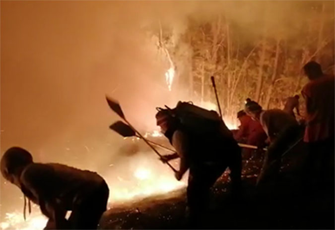 As CMVMC de Ponteareas e Arcos piden explicacións á Xunta pola falta de medios no incendio de Bugarín