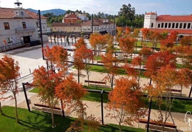 Tomiño conta xa con WIFI de balde na praza do Seixo