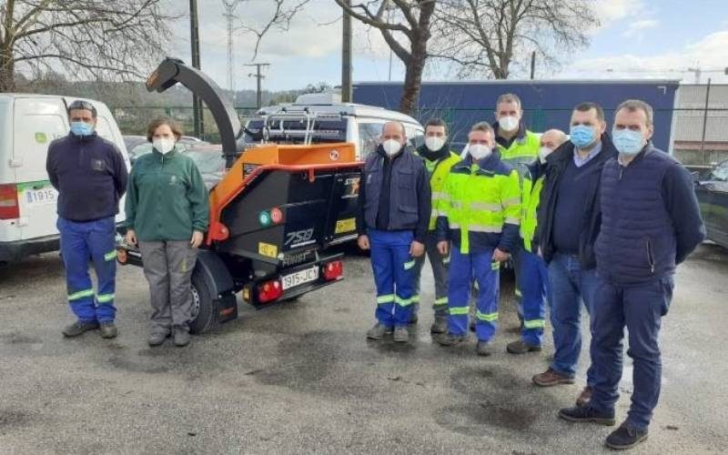 Tui aposta polo Punto Verde Municipal tras adquirir unha biotrituradora