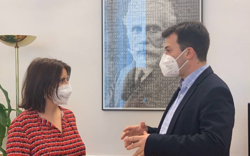 Gonzalo Caballero reúnese en Madrid coa voceira do PSOE, Adriana Lastra