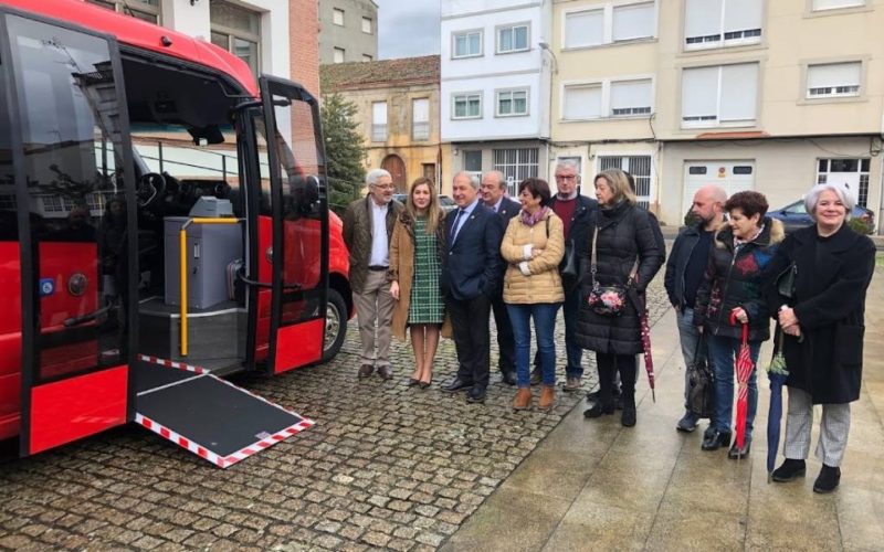 O novo Bus Urbano, un éxito para os monfortinos