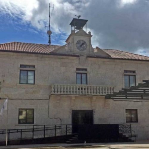 Tomiño acolle a mesa redonda “Veciñas na Ciencia” para achegar ás máis novas ao ámbito científico