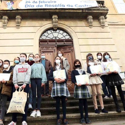 Entrega de premios da III edición do Concurso de poemas ilustrados de Rosalía de Castro en Ponteareas