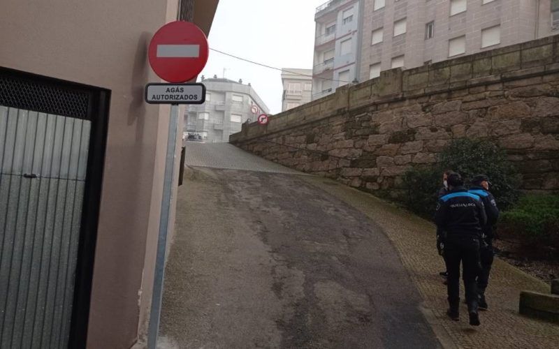 Ponteareas peonaliza a rúa Baratillo e abre ao tráfico a de San Roque