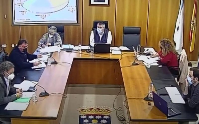 Somos Ribadumia: “o goberno municipal aumenta os seus ingresos con multas e recortes orzamentarios”