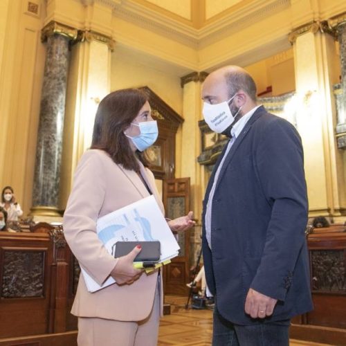 Alcaldesa Inés Rey reitéralle á Xunta que “o Porto é dos coruñeses”