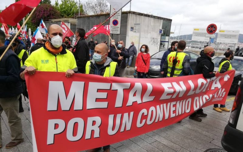 O metal vigués toma as rúas para denunciar a firma do convenio de CC.OO e UXT