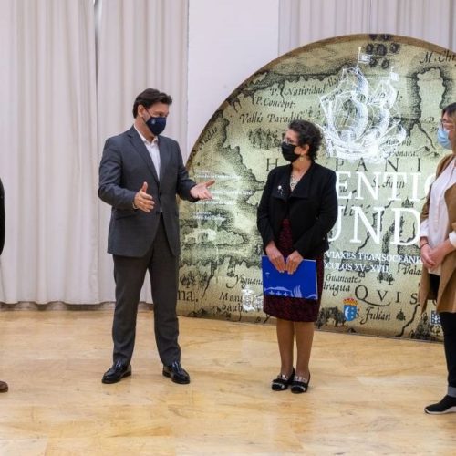Tui inaugura a exposición “Inventio Mundi” sobre galegos navegantes e exploradores