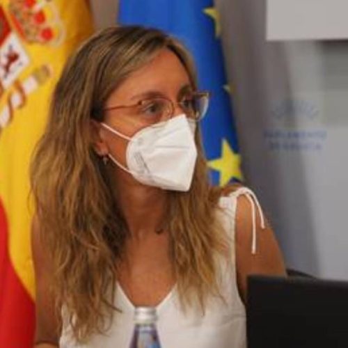 Parlamento galego aproba proposta socialista de protección xudicial dos menores