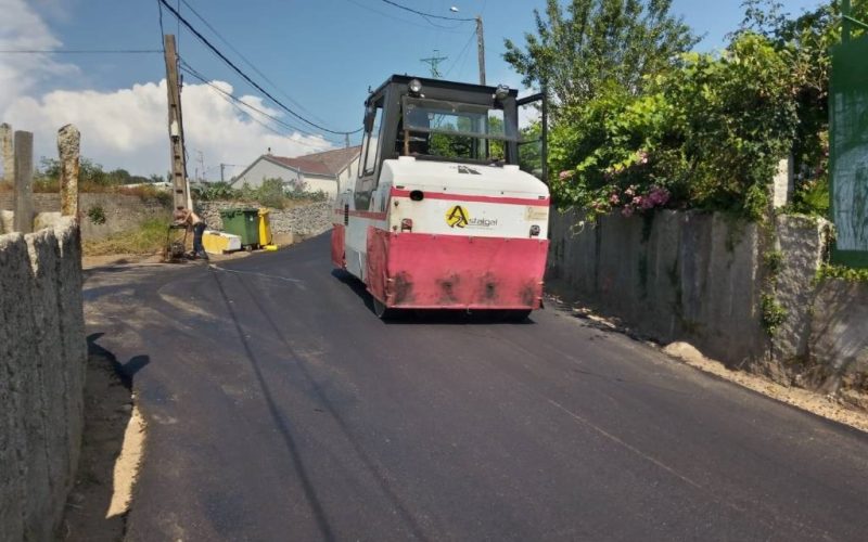 Asfaltado nas parroquias de Oleiros e Arantei en Salvaterra do Miño