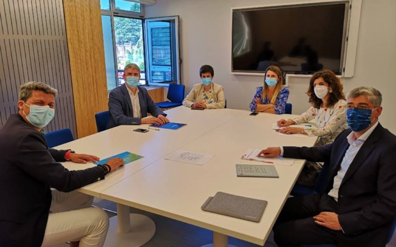 Alcaldes e alcaldesas do Camiño Portugués da Costa trasladaron á Xunta as súas inquedanzas