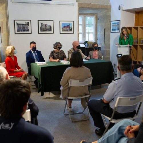 ‘Esgrafiados na Ribeira Sacra e o Camiño de Santiago. Obras de arte e simbolismo nas paredes’