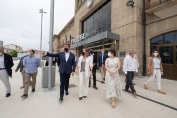 Feijóo visitou a nova estación de autobuses Intermodal de Ourense