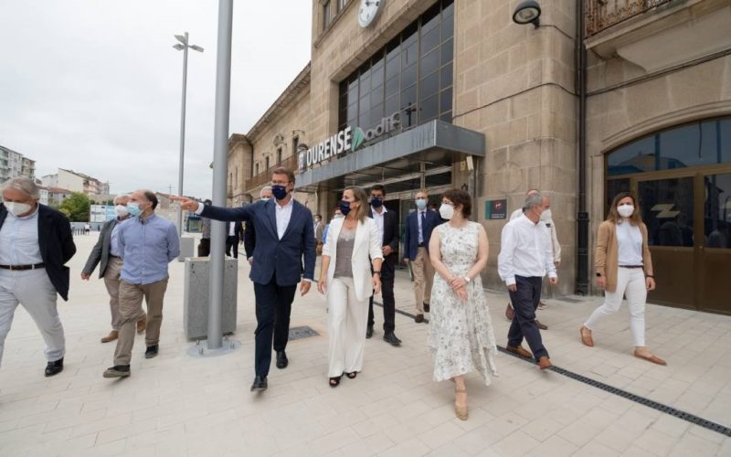 Feijóo visitou a nova estación de autobuses Intermodal de Ourense