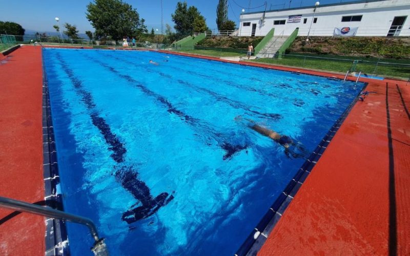 O tudense Clube de Natación Baixo Miño estrea a piscina pre-olímpica das Neves