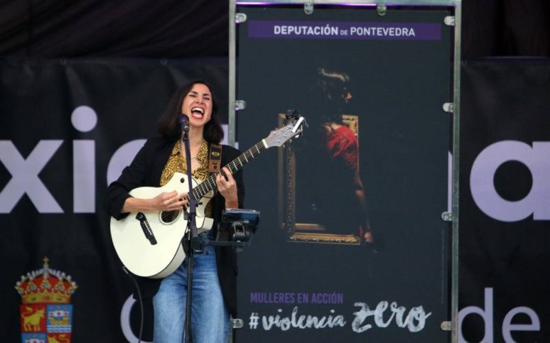 A voz de Najla Shami alzouse en Baiona contra as violencias machistas