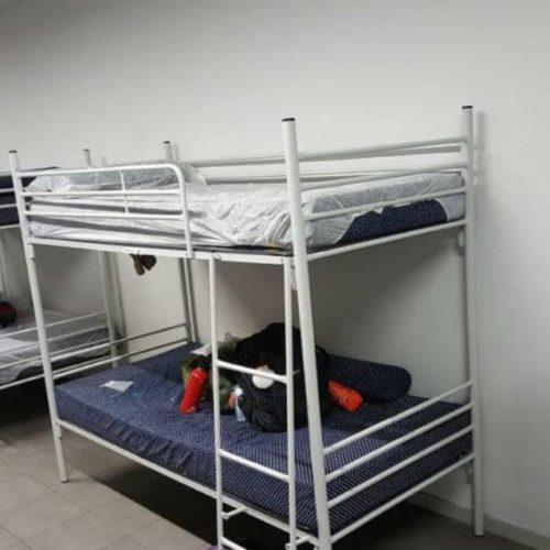 PSdeG: “centos de peregrinos non teñen onde pasar a noite” pola redución nos albergues