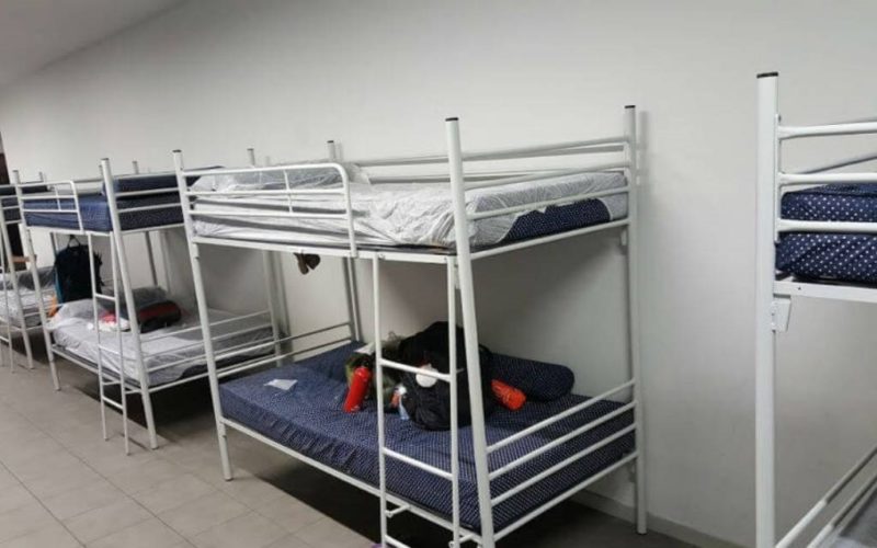 PSdeG: “centos de peregrinos non teñen onde pasar a noite” pola redución nos albergues