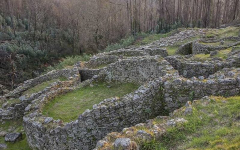 Danza para por en valor o castro de Troña en Ponteareas