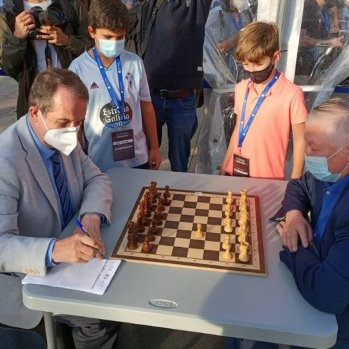 O mestre do xadrez, Anatoly Karpov, “revolucionou” Vigo