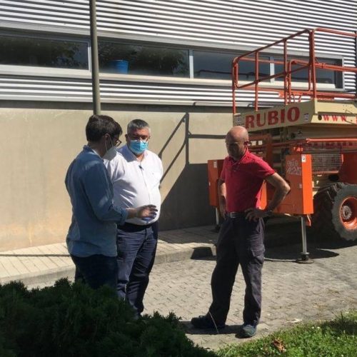 Obras de mellora da cuberta do Pavillón Municipal de Sisán (Ribadumia)