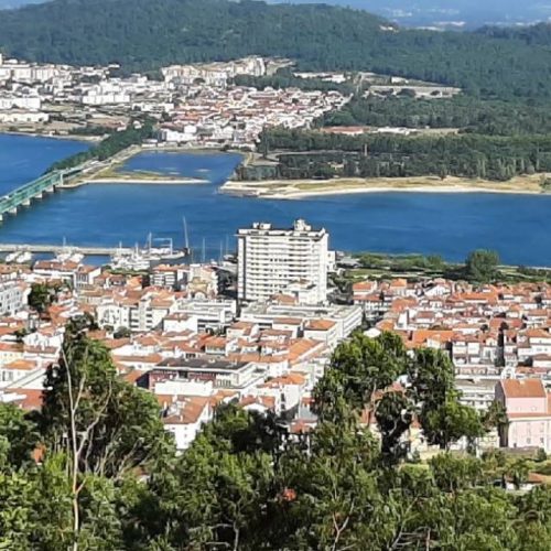 Prédio Coutinho desaparece do horizonte em Viana do Castelo até março de 2022