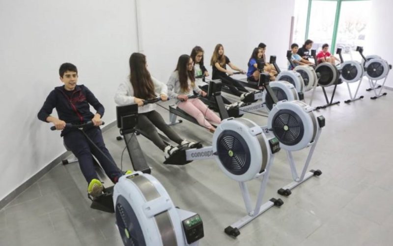 Alunos de Caminha continuam a ter aulas gratuitas de remo, natação e canoagem