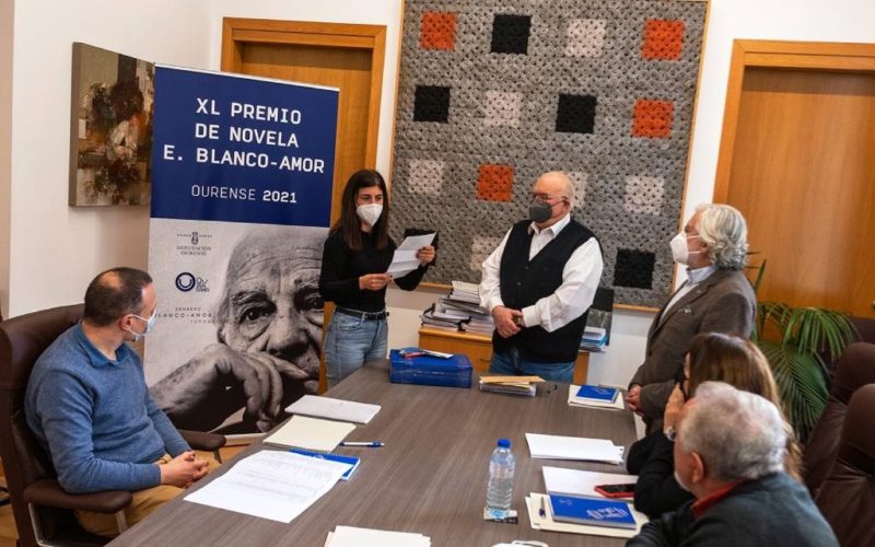 Blanca Riestra, gañadora do XL Premio Blanco-Amor coa novela ‘Aquí empeza o mar’