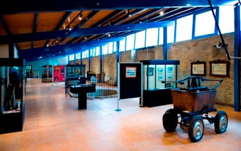 A Biblioteca Municipal continúa coas visitas para dar a coñecer a historia de Ponteareas