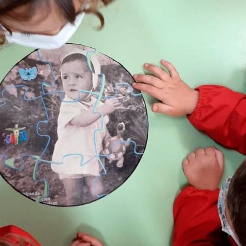 Escolas de Lugo, Marín e Gondomar gañan o concurso “Contádenos o voso Día das Letras de Xela Arias”