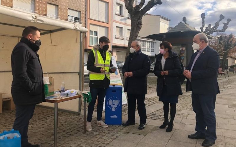 Monforte clausura unha carpa informativa sobre reciclaxe e separación de residuos