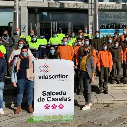 Salceda acada tres flores de honra no certame Vilas en Flor