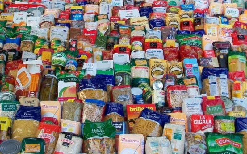 Salvaterra reparte máis de 15.000 quilos de alimentos