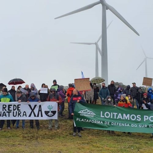 A campaña “EÓLICA ASÍ NON” achegouse aos montes da Lama